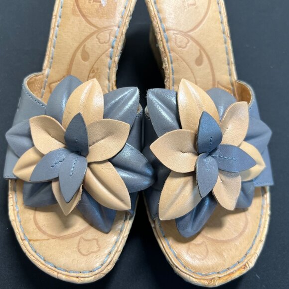 Born Women 9 M/W Leather Flower Wedge Sandals Slip Ons Cork Heel 3"  Beige Blue - Picture 13 of 14